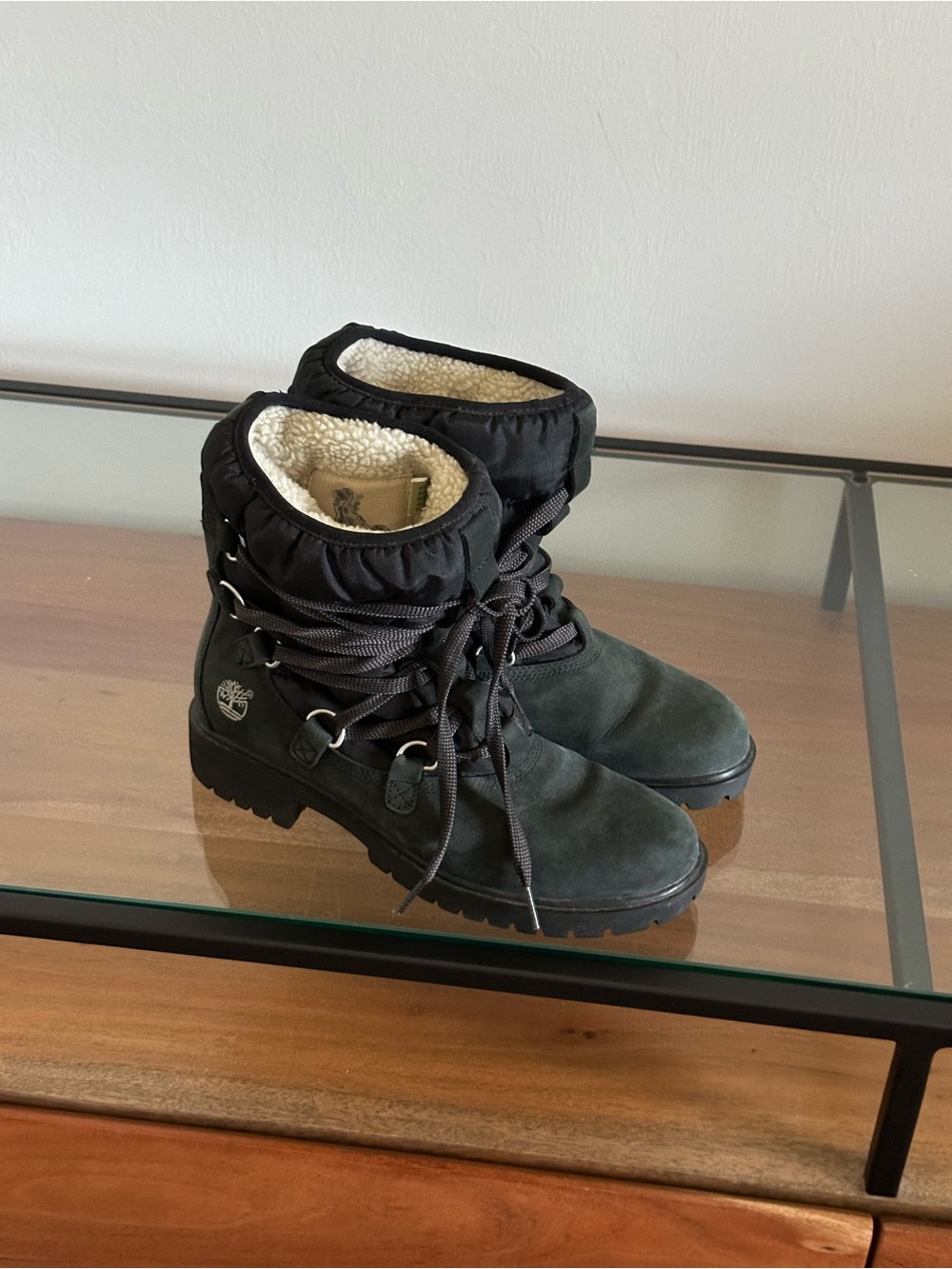 Timberland Women’s 8.5 M Black Leather Fleece Lined Lace Up Winter Hiking Boots